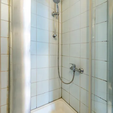 Restaurant Golsong アパート *