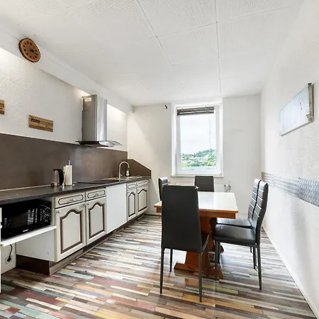 Apartment Restaurant Golsong